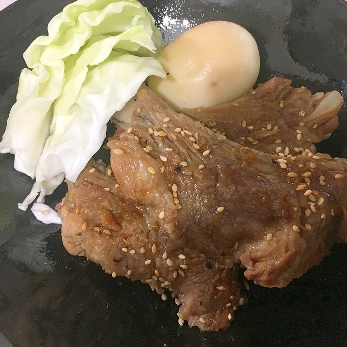 スペアリブの柔らか甘辛焼き☆煮卵添え